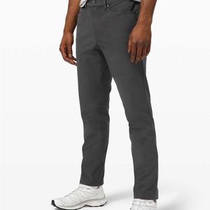 Lululemon ABC Classic-Fit Pant 34" 
Utilitech (34” inseam)